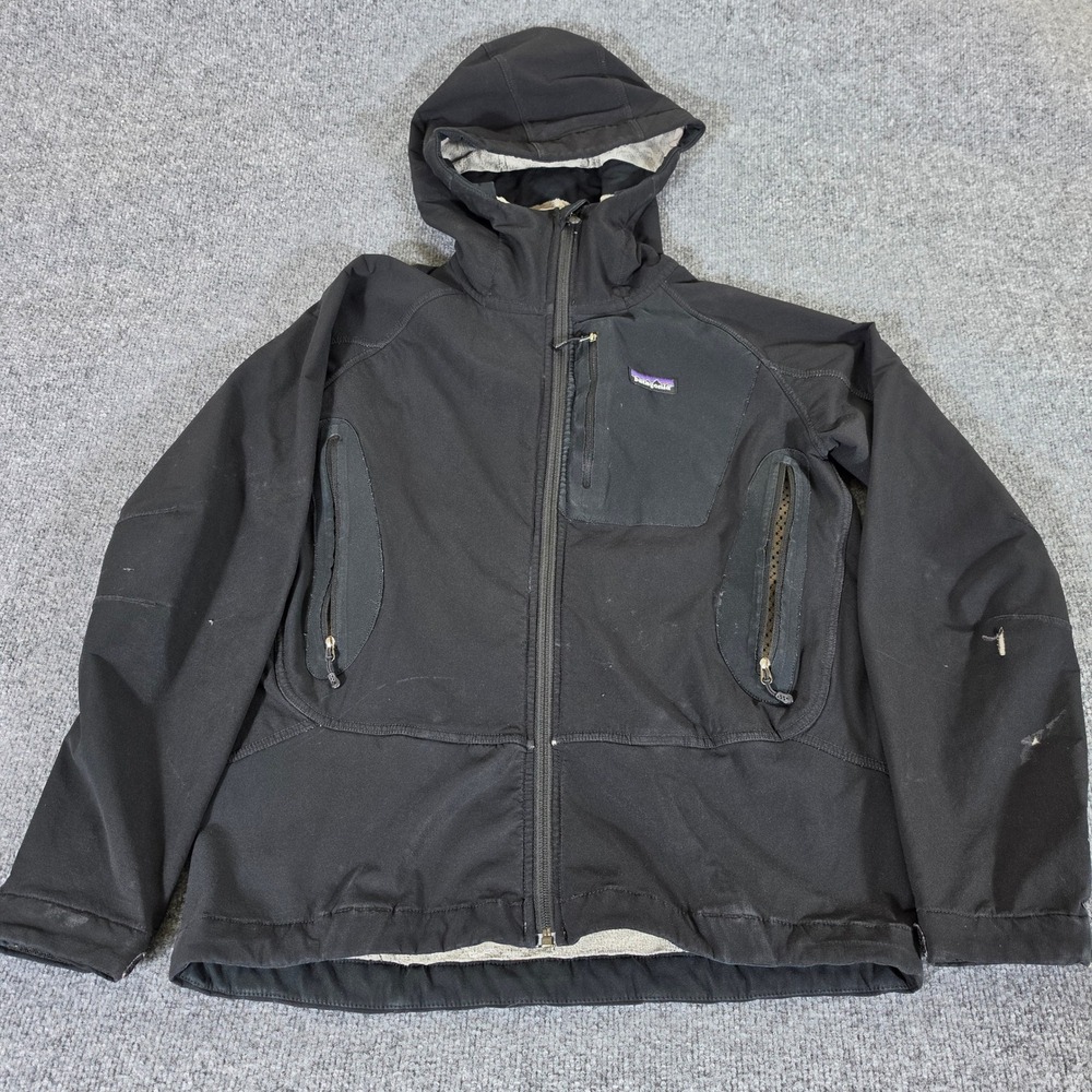 Patagonia Mens Small Black Softshell Jacket Fleece Lined Hooded Full Zip Flaw